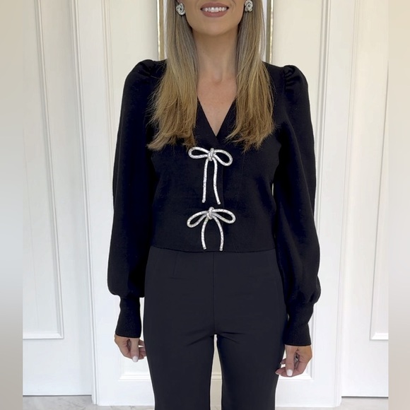 Express -viral ✨Holidays✨black embellished rhinestone bow front sweater cardigan - Picture 9 of 14